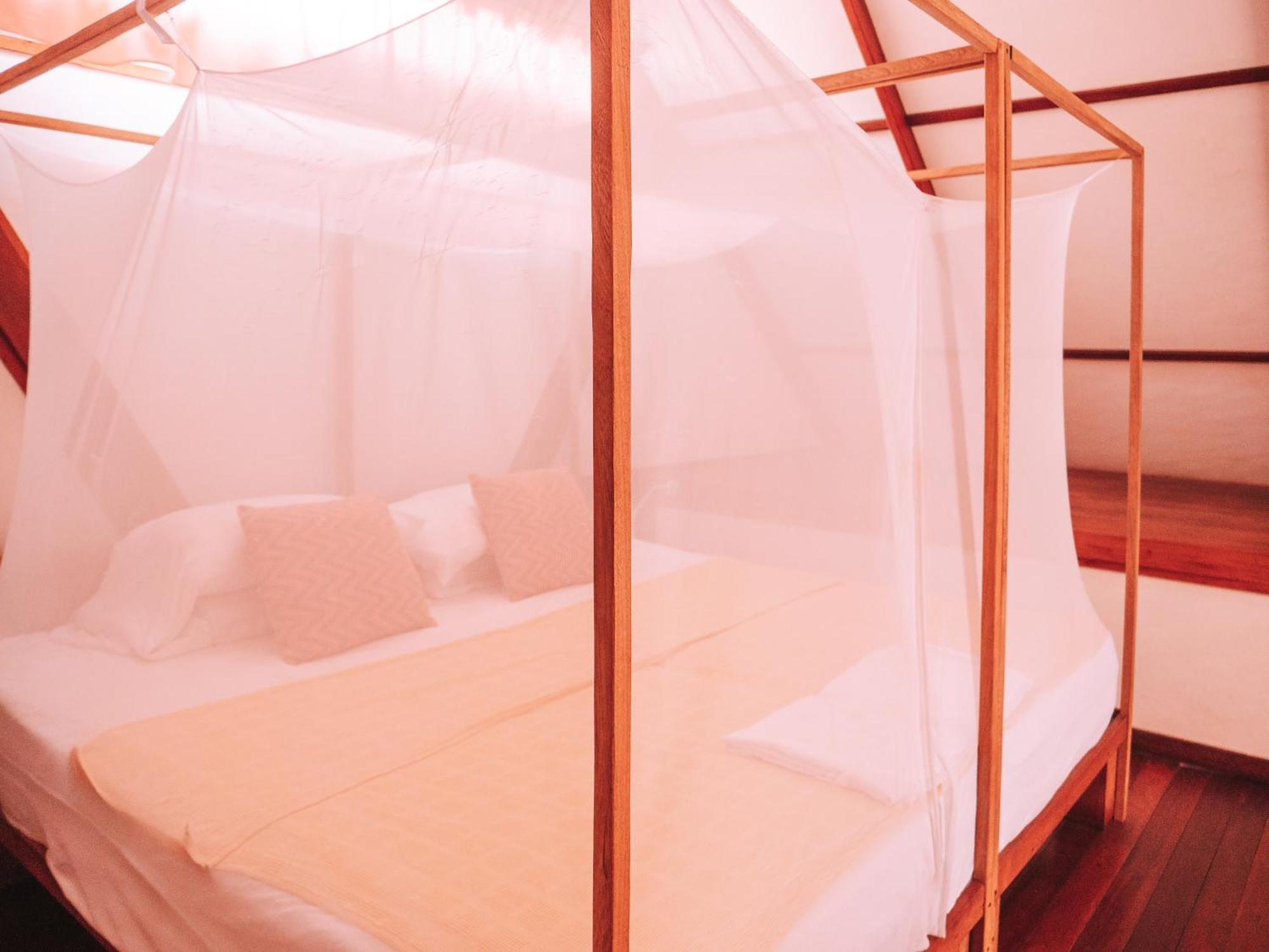 Nuba Boutique Hostel Паломіно Екстер'єр фото